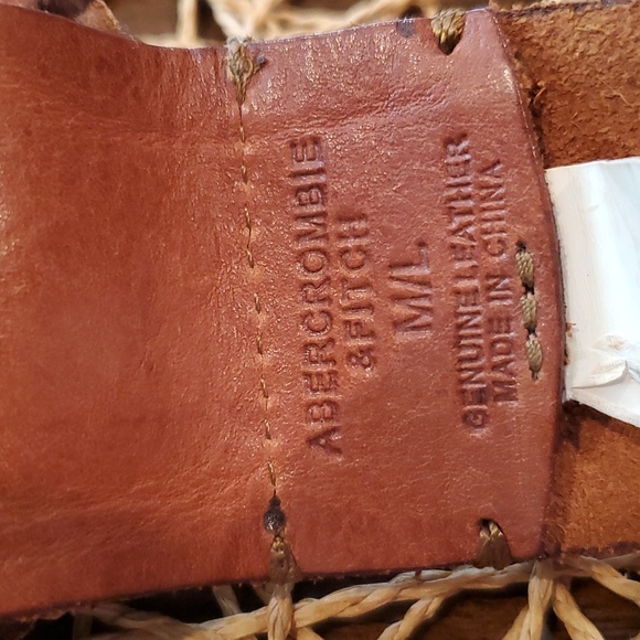 Abercrombie & Fitch leather belt - Picture 12 of 13